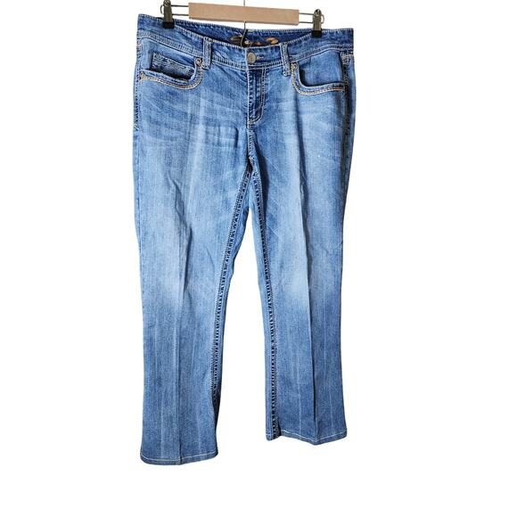 SEVEN7 Luxe Mid-Rise Western Embroidered Pocket Stitching Bootcut Jeans SZ 16 - Picture 1 of 11